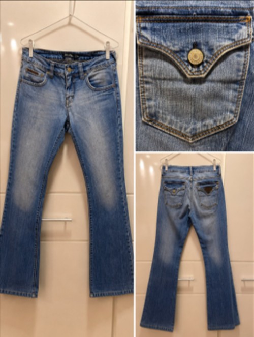 Calça Jeans Flare — Jeans & Calças